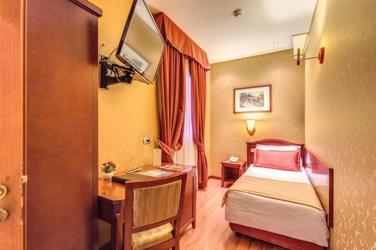 Hotel Impero Rome Exterior photo